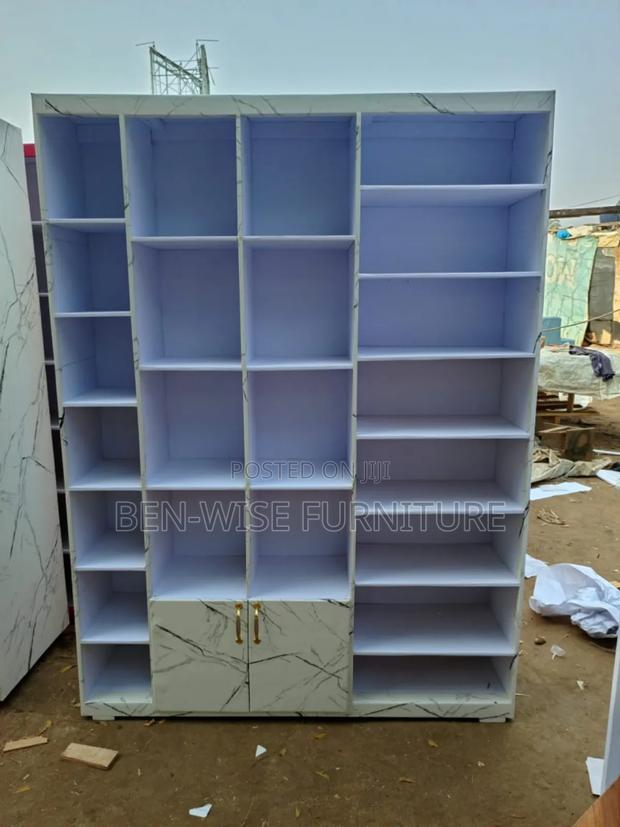 Quality Shoe and Bag Rack · Photo 2
