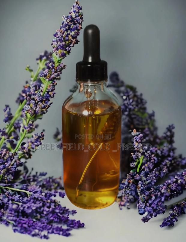 Lavender Massage /Body Oil · Photo 3