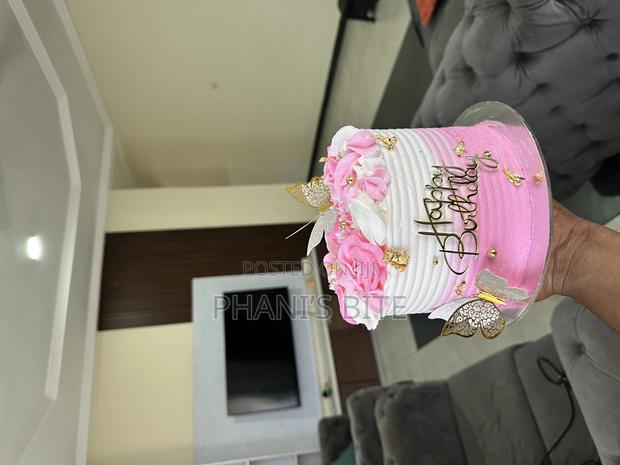Pink and White Whipping Cream · Photo 2