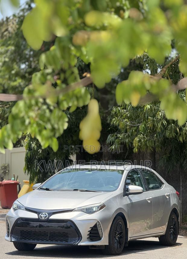 Toyota Corolla 2016 Silver