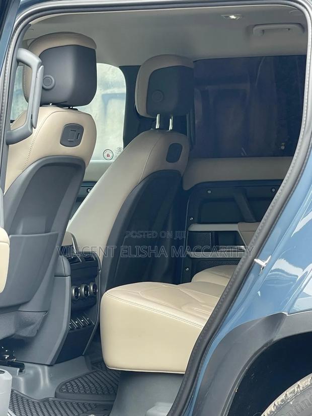 Land Rover Defender 2020 Gray