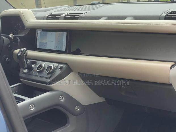 Land Rover Defender 2020 Gray