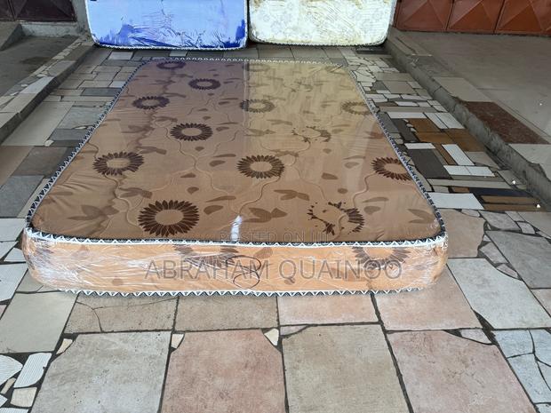 Standard Double Mattress for Sale · Photo 2