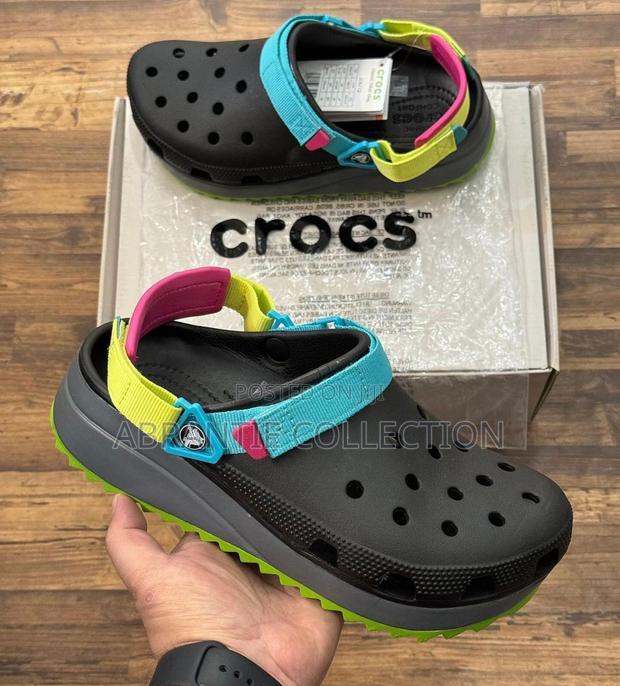 Crocs Unisex Classic Hiker Clogs · Photo 3