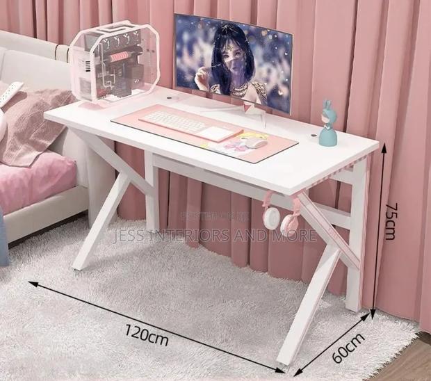 Computer Desk (White) · Photo 4