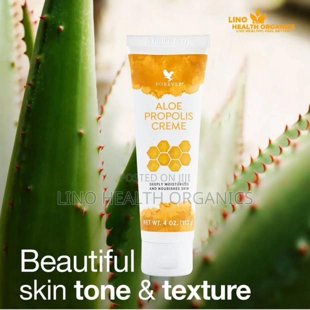 Aloe Propolis Creme | Moisturizes Nourishes Skin · Photo 2