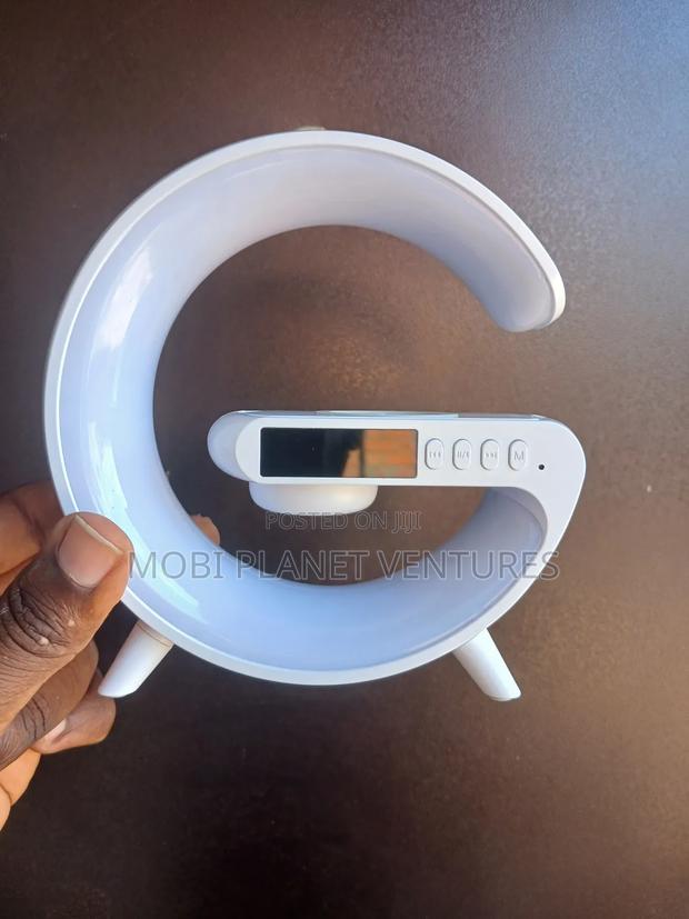 RGB Light Wireless Charging Speaker photo 2
