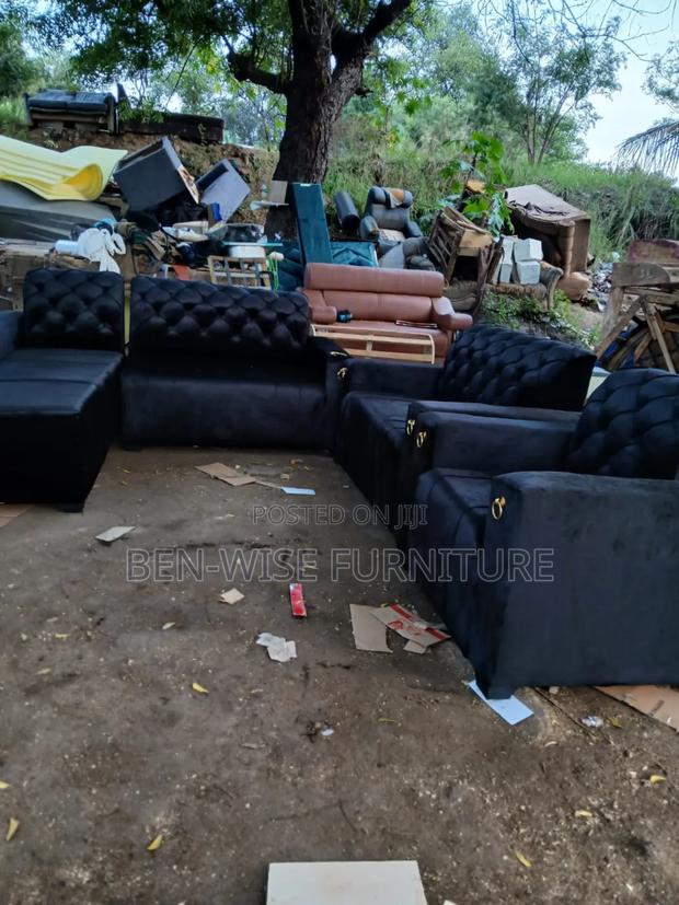 Quality Chairs · Photo 2