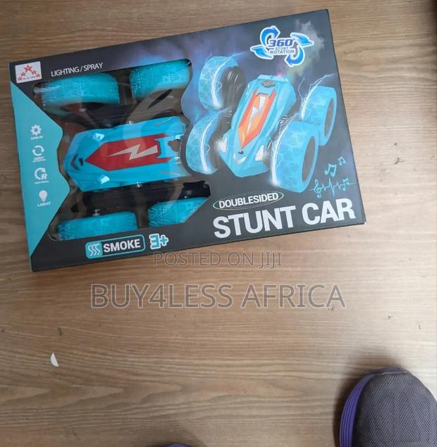Beautiful Remote Toy Car (360 Degree Turn) photo 2