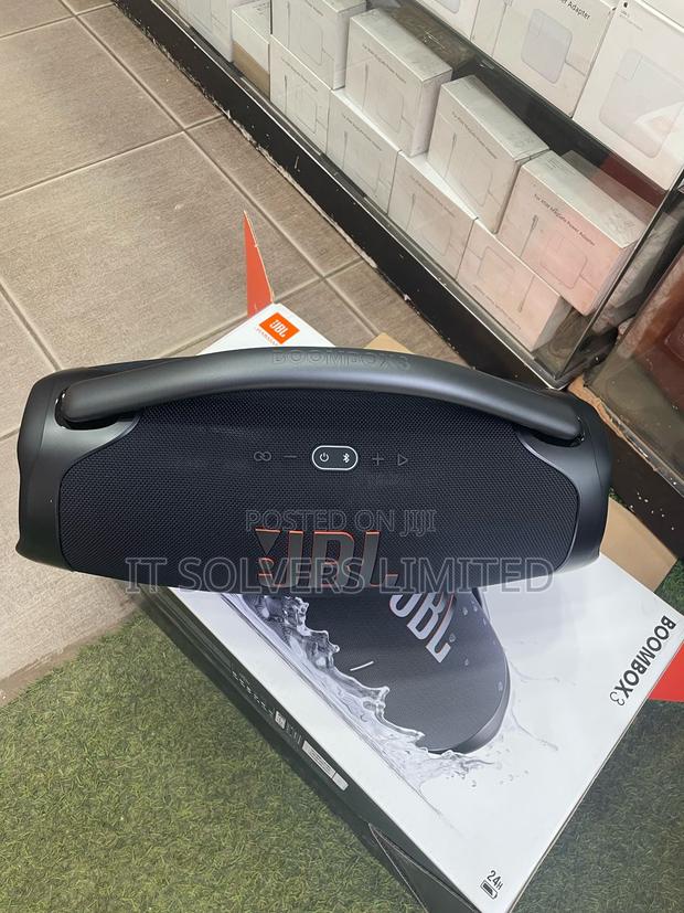Jbl Boombox 3 Portable Bluetooth Speaker · Photo 4