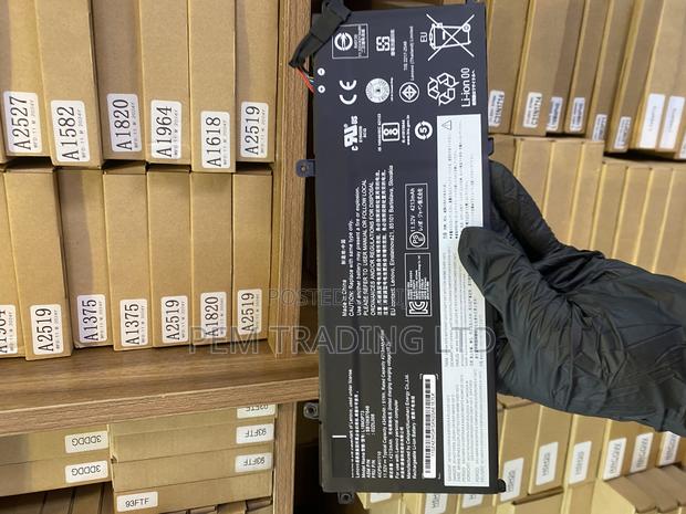L18m3p73 L18m3p74 Laptop Battery Compatible With Lenovo · Photo 3