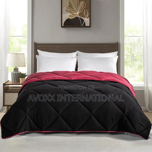 Down Alternative Duvet, Queen S.Comforter + 2 Pillow Covers photo 3