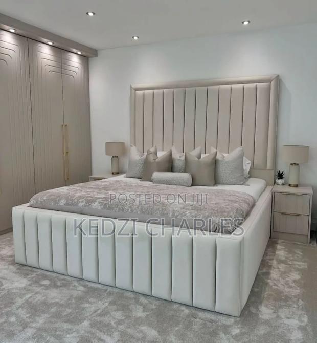 Queen Size Bed and Bed Frame With Side Drawer