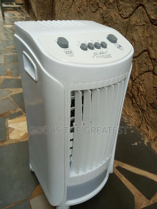 Blow Chill Air With Portable Air Cooler photo 3