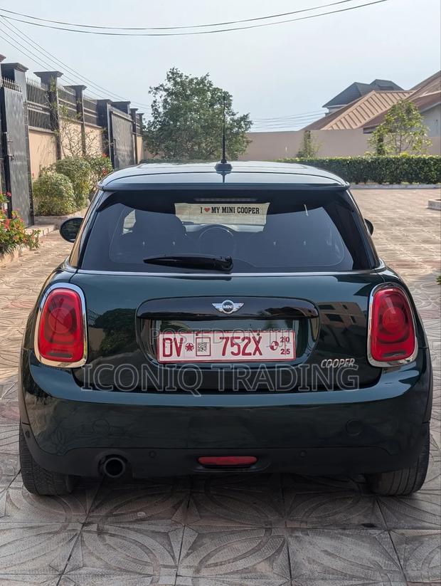 Mini Cooper 2016 Green photo 2