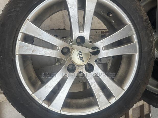 Rim 16 Five Holes
