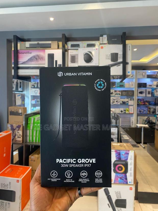 Urban Vitamin Pacific Grove RCS Rplastic 30w Speaker Ipx7 · Photo 2