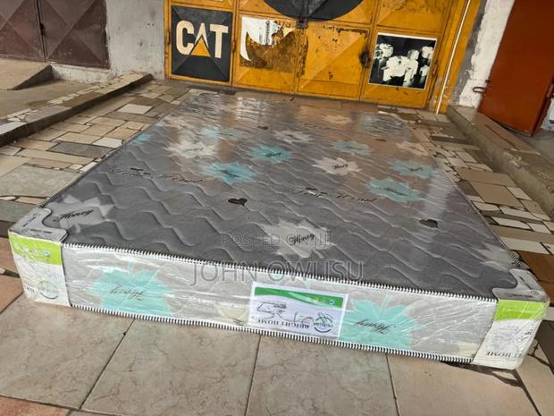 High Density Double Mattress for Sale · Photo 2