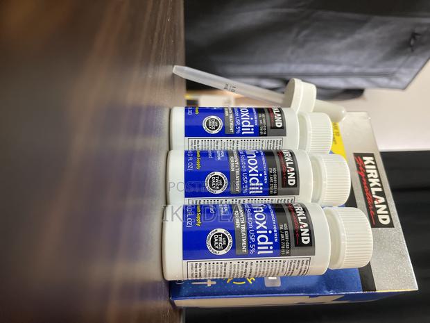 Kirkland Minoxidil 5% Hair Regrowth Treatment Bottle photo 6