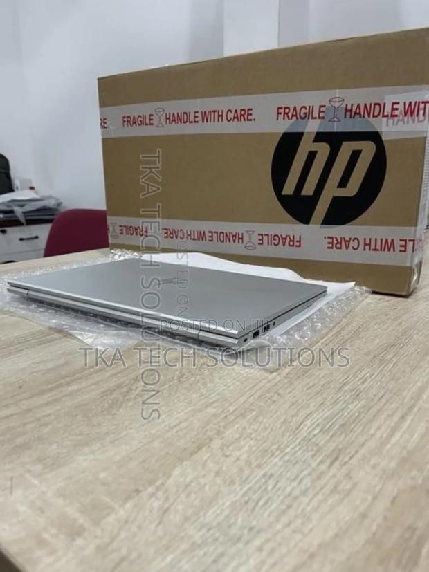 New Laptop HP EliteBook 840 G7 16GB Intel Core I5 SSD 512GB photo 4