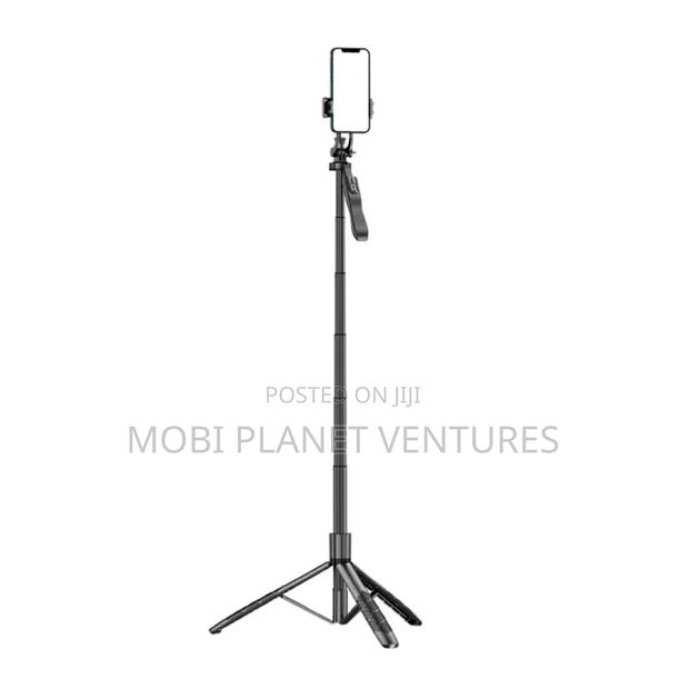 Bluetooth Selfie Stick Tripod photo 6