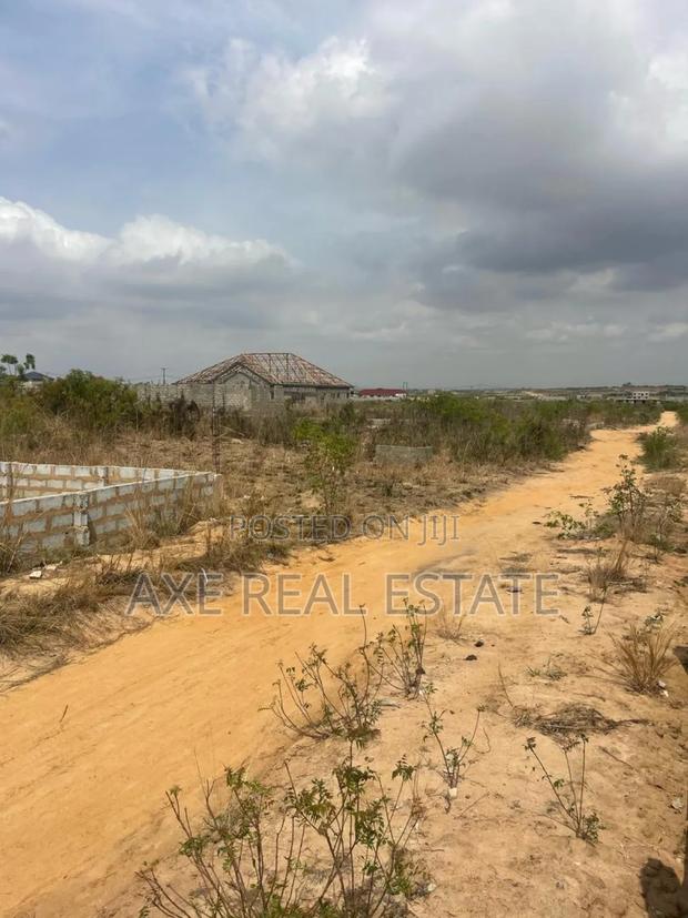 Free Verified Document Offers on Plots at Prampram Beach Road · Photo 4