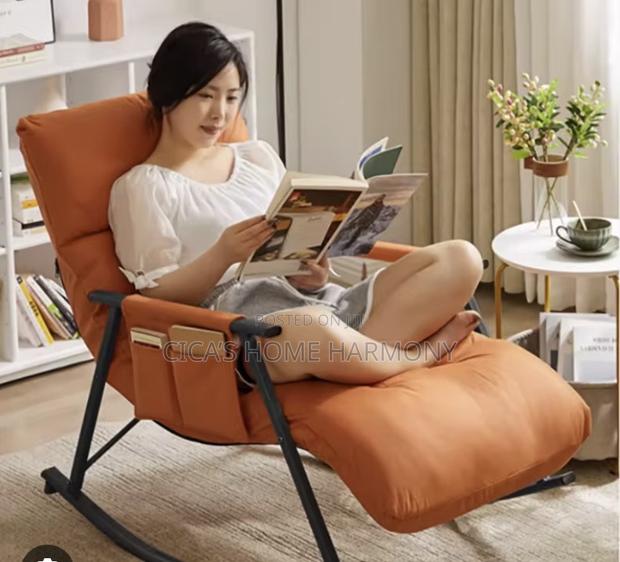 Rocking Lounge Chair · Photo 2