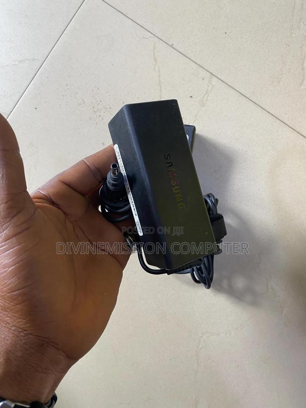 Samsung Laptop Charger/Adapter Uk Used 19v 3.16a 65w photo 11