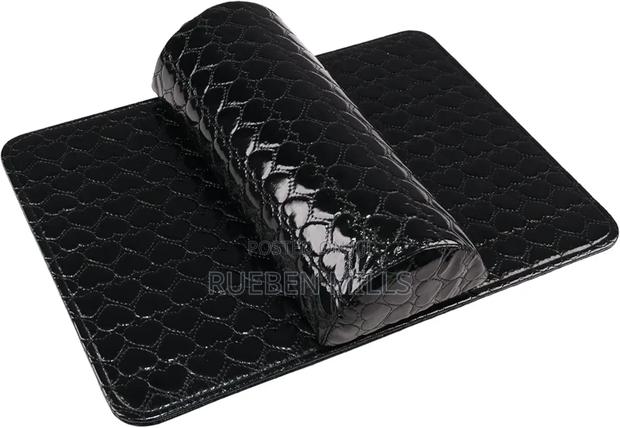 Soft Pu Leather Nail Arm Hand Rest Cushion Pillow · Photo 4