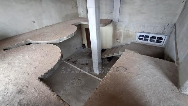12bdrm House in K Fuseini Estate, Kumasi Metropolitan for sale photo 3