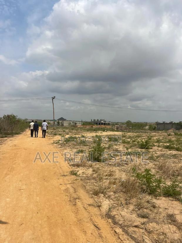 Well Plotted and Documented Plots at Afienya - Shai Hills · Photo 4