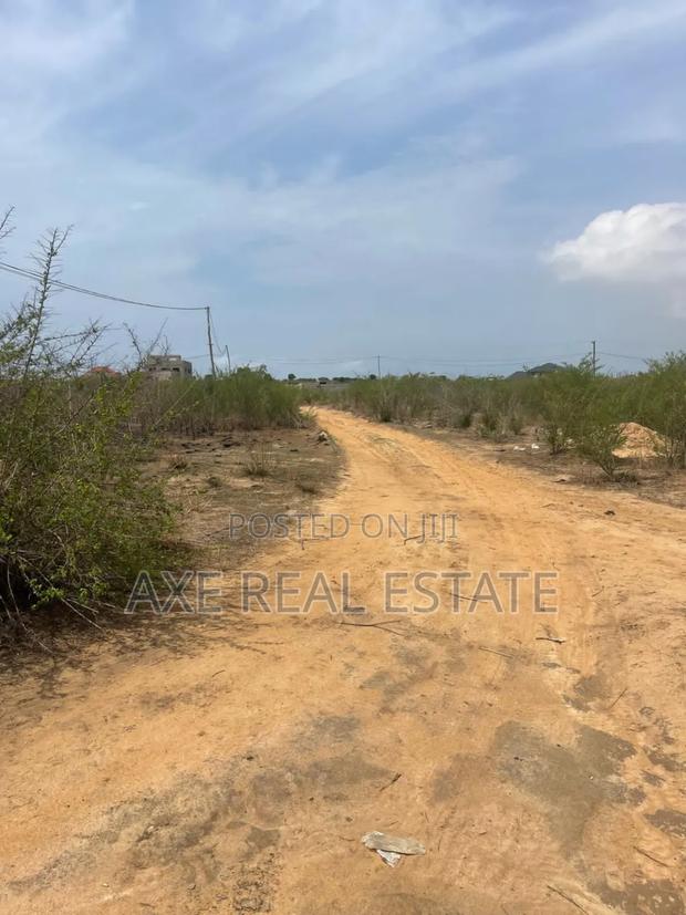 Buy First Class Half Plots at Prampram Beach Road · Photo 4