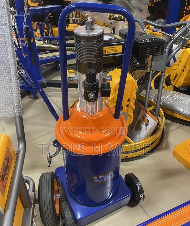 Wadfow Air Grease Lubricator 12l · Photo 4