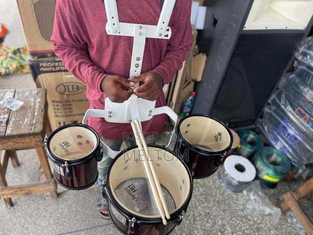 Olympic 3-Piece Carrier Marching Drumset · Photo 4