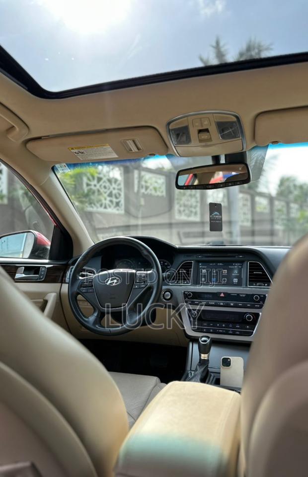 Hyundai Sonata Sport Sedan FWD (2.4L 4cyl 6A) 2017 Red