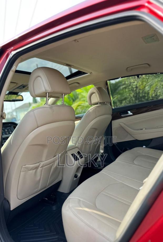 Hyundai Sonata Sport Sedan FWD (2.4L 4cyl 6A) 2017 Red