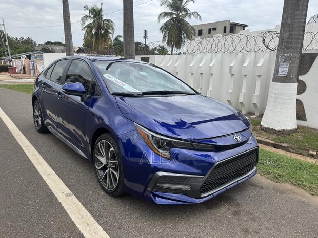 Toyota Corolla SE 2021 Blue