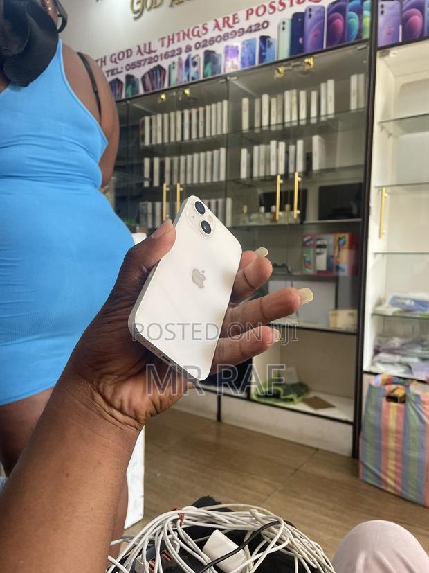New Apple iPhone 13 256 GB White