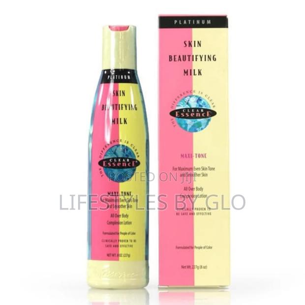 Clear Essence Platinum Skin Beautifying Milk (Maxi-Tone) · Photo 1