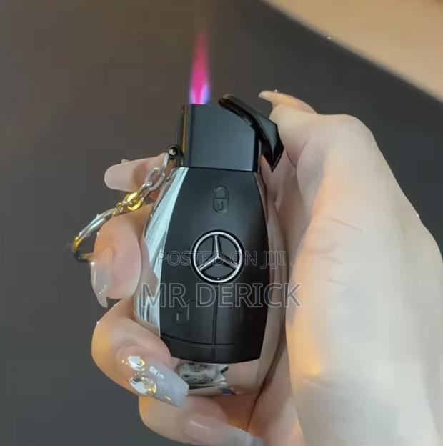Benz Car Key Shape Model Windproof Inflatable Gas Lighter · Photo 4