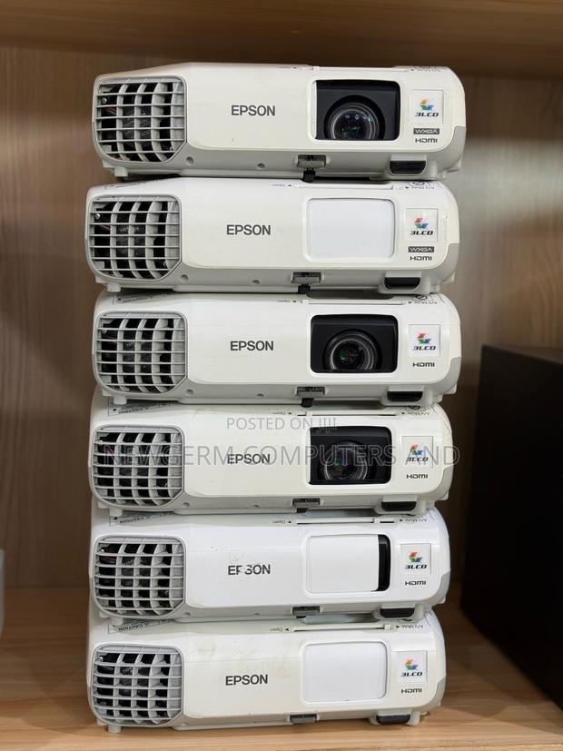 Epson Powerlite X39 Projector 3500-Lumen Xga 3lcd photo 4