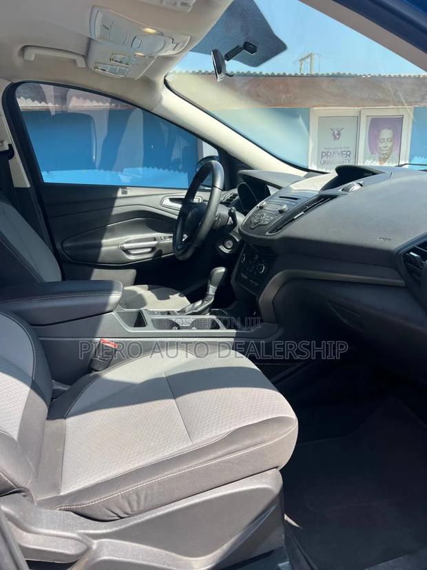 Ford Escape SE 4x4 2016 Blue photo 4
