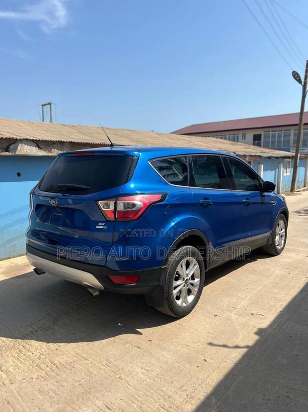 Ford Escape SE 4x4 2016 Blue photo 5