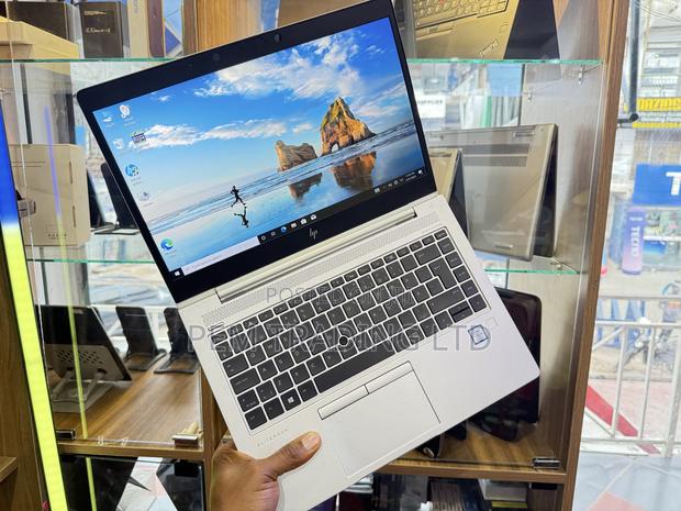 Laptop HP EliteBook 840 G5 8GB Intel Core I5 SSHD (Hybrid) 256GB · Photo 4
