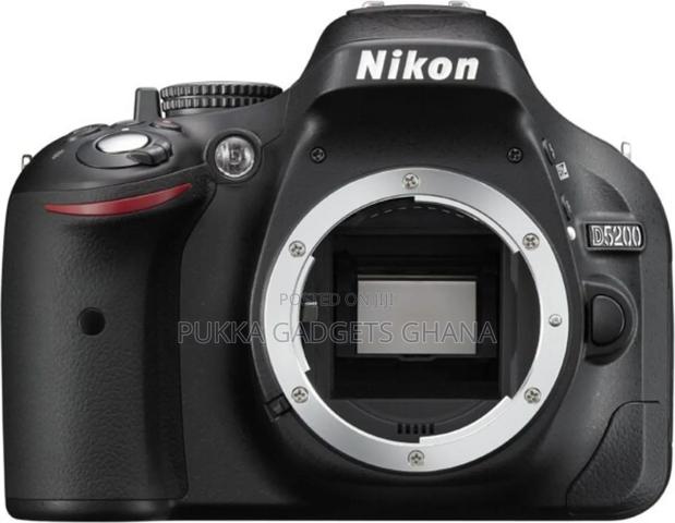 Nikon D5200 Camera With Lens · Photo 4