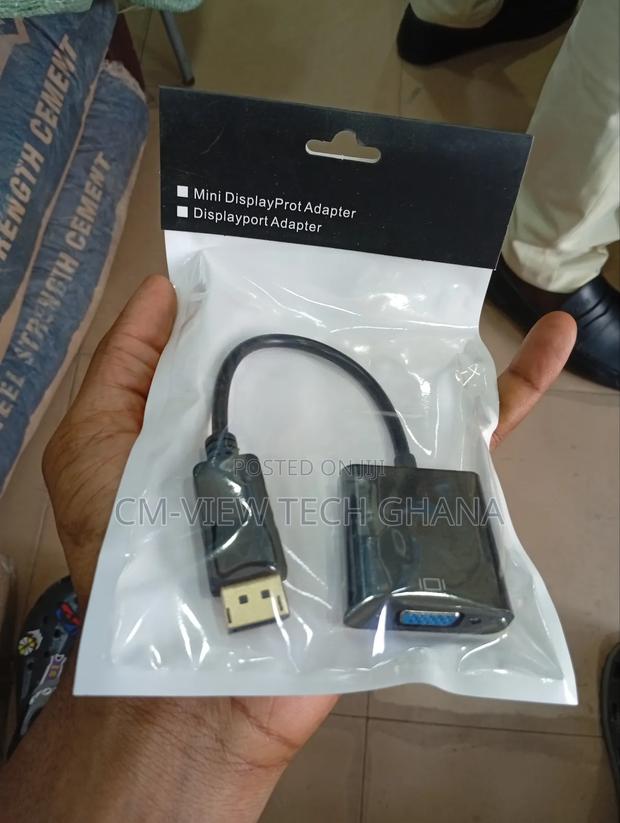 Display Port to Vga Adapter · Photo 2