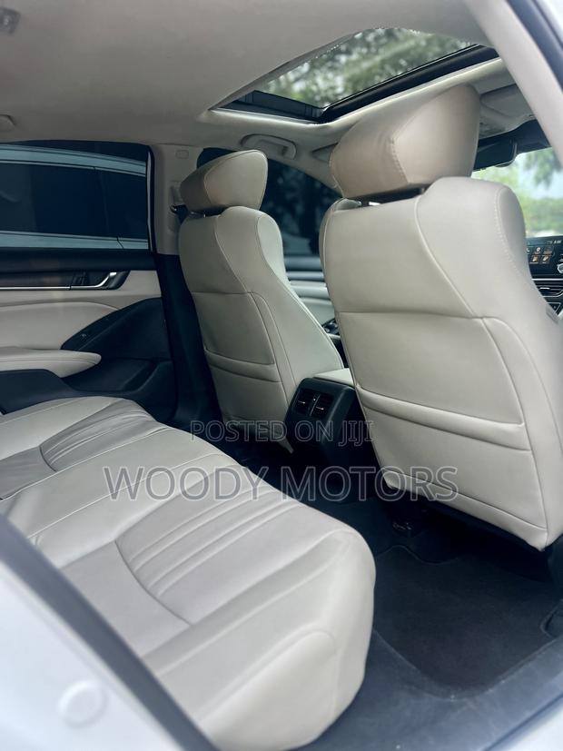 Honda Accord Touring 2018 White