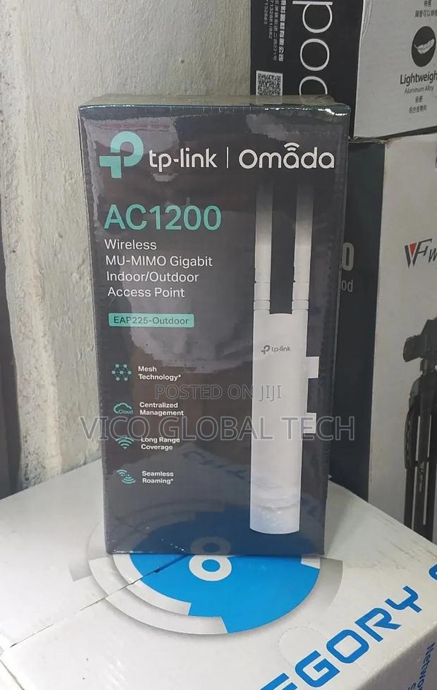 Tp-Link Eap225 Indoor/Outdoor Access Point · Photo 2