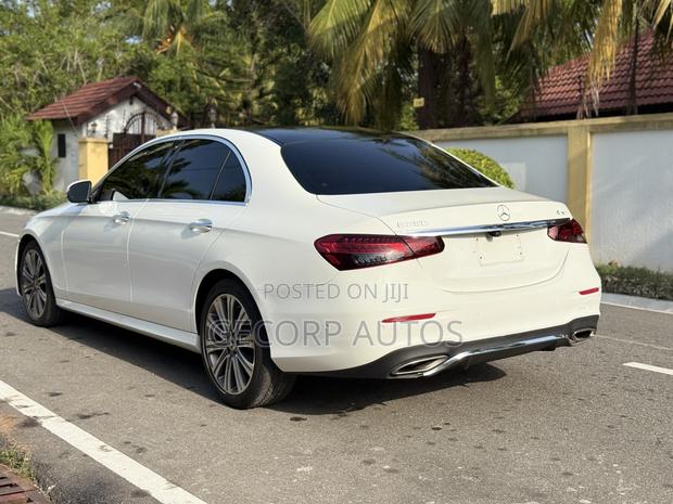 Mercedes-Benz E350 2021 White