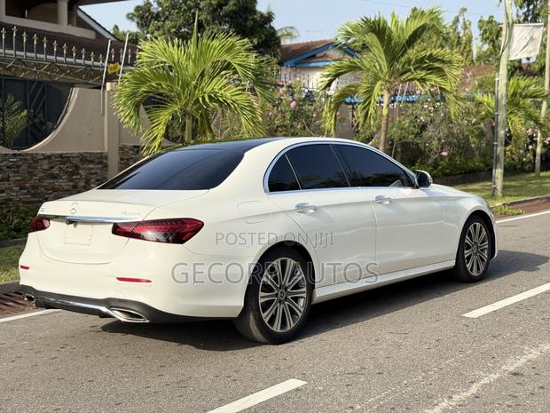 Mercedes-Benz E350 2021 White